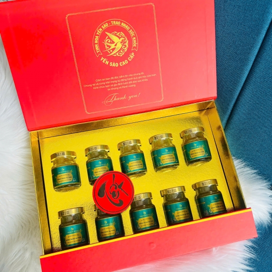 Hộp quà yến sào 10 lọ 